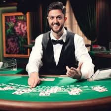 Pertandingan MPL Indonesia dan tim esports profesional di platform sultan bet77